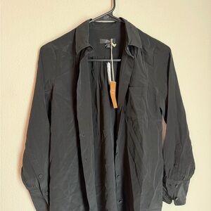 Women’s J.Crew Top Better Silk Button Up Blouse 100% Silk Shirt Size 00P Elegant